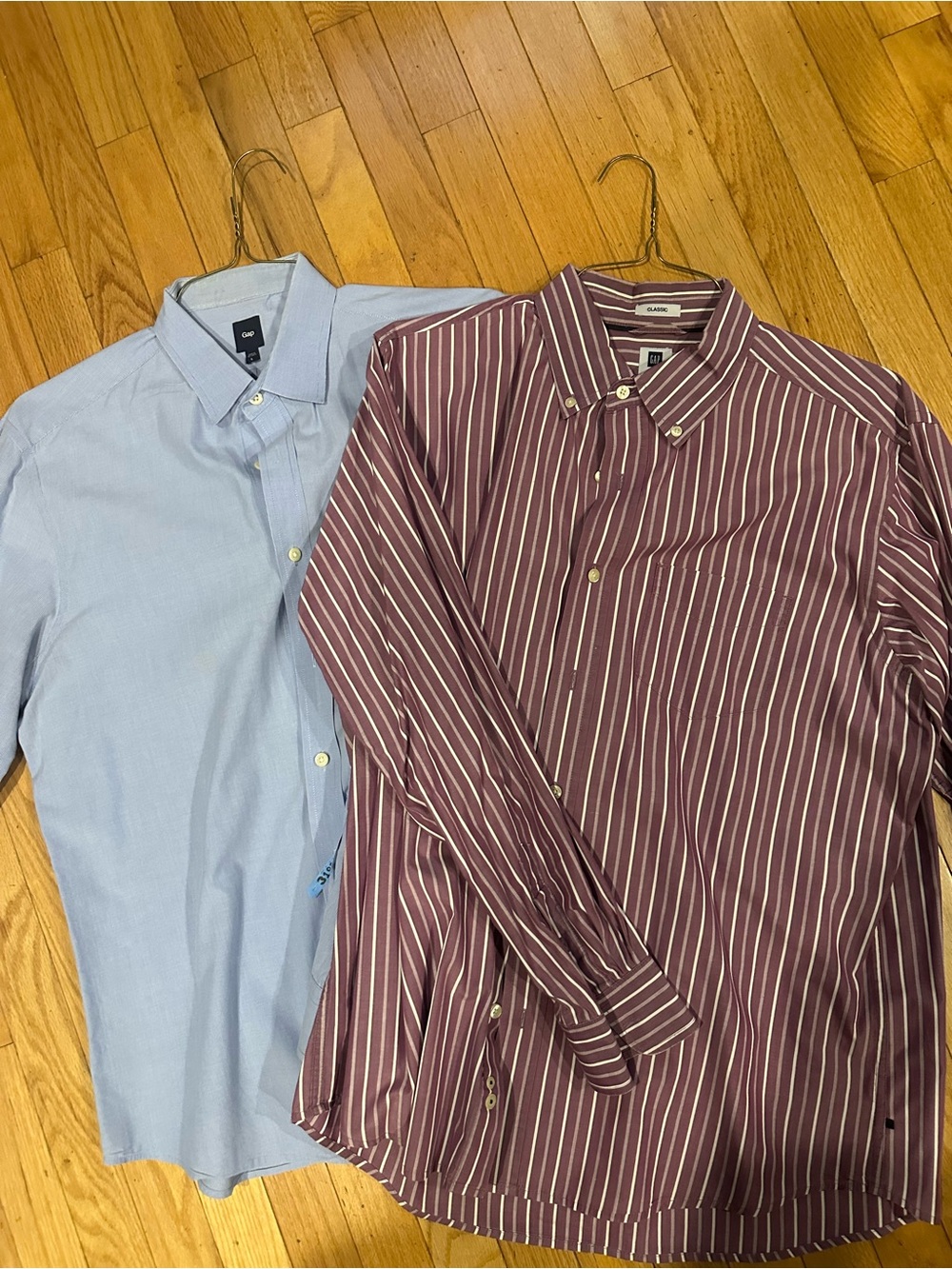 Two GAP Men’s Button-Down Shirts Burgundy Striped & Light Blue